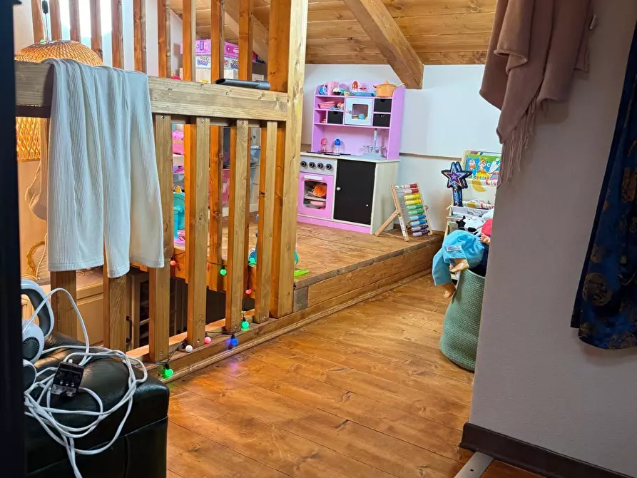 Immagine 6 di Magazzino in vendita  a Massa