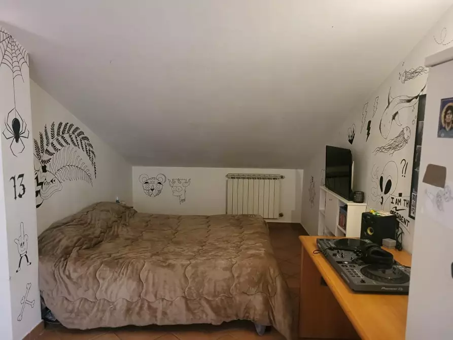 Immagine 16 di Appartamento in vendita  a Massa