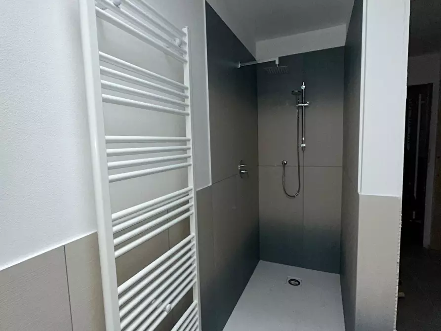 Immagine 6 di Appartamento in vendita  a Campiglia Marittima