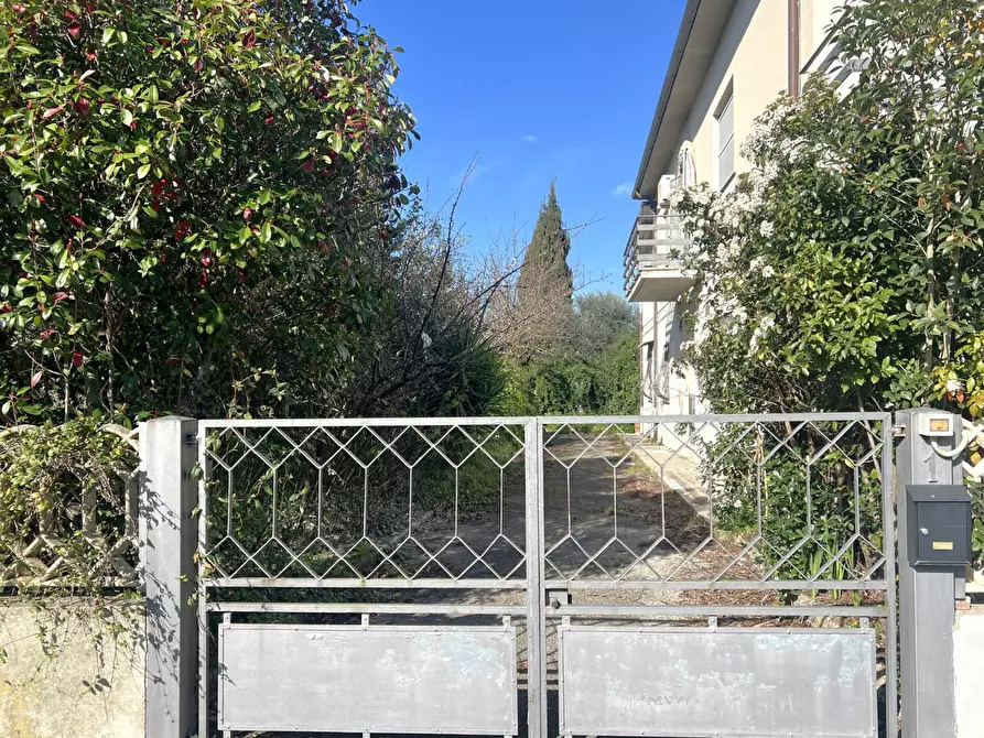 Immagine 25 di Casa bifamiliare in vendita  a Calci