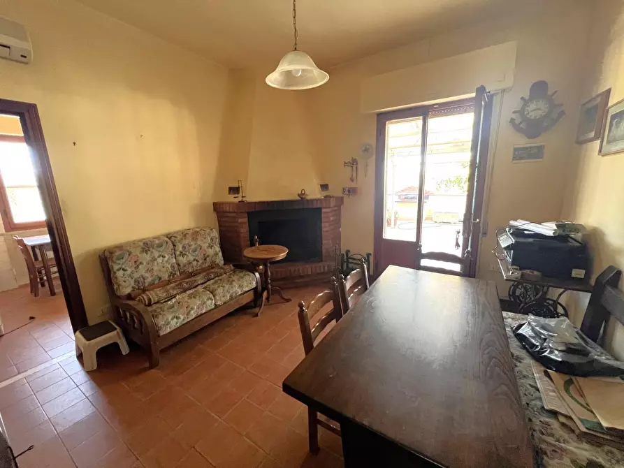 Immagine 11 di Casa bifamiliare in vendita  a Calci