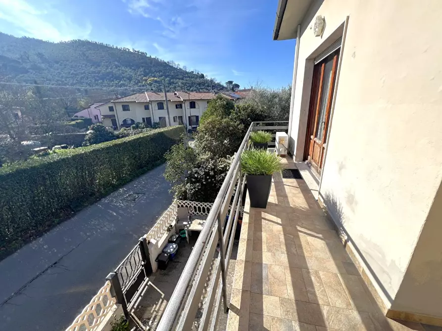 Immagine 8 di Casa bifamiliare in vendita  a Calci