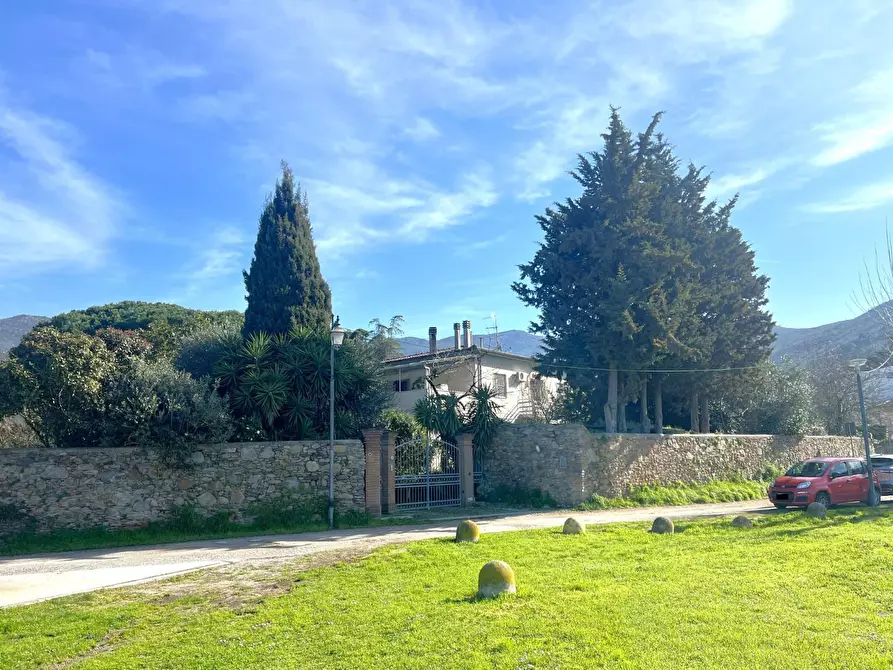 Immagine 2 di Casa bifamiliare in vendita  a Calci