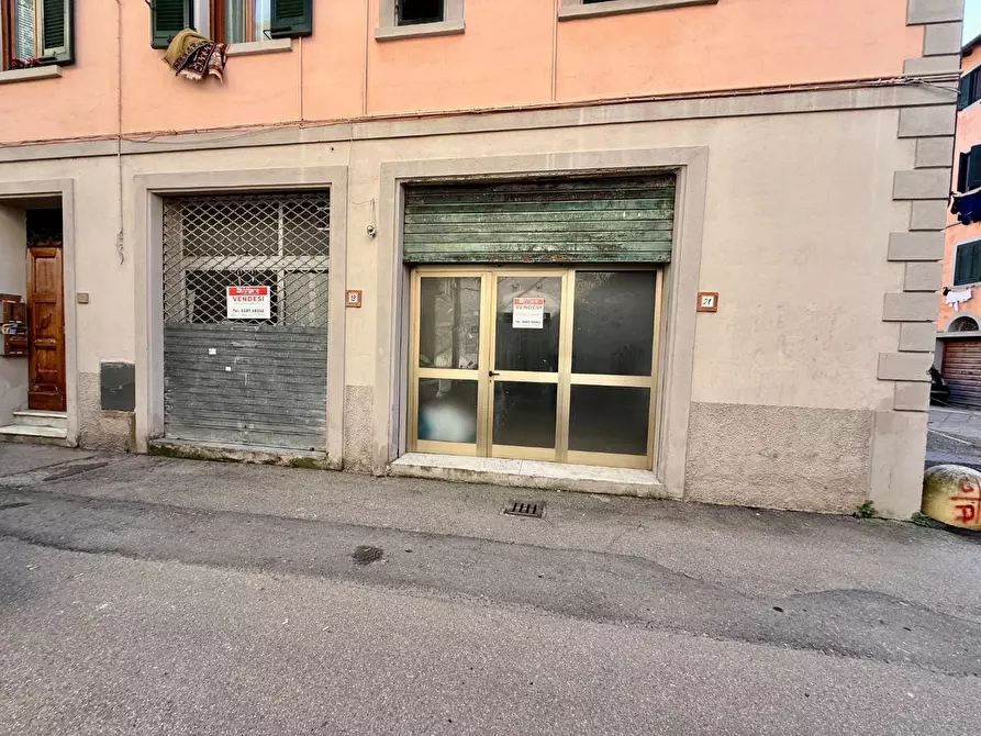 Immagine 1 di Laboratorio in vendita  a Pontedera