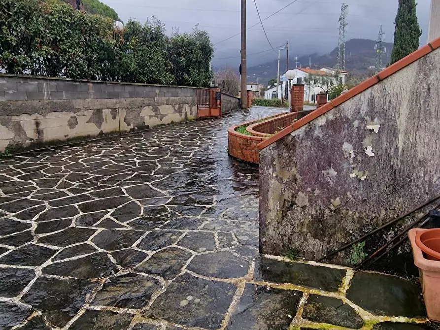 Immagine 3 di Casa bifamiliare in vendita  a Sarzana