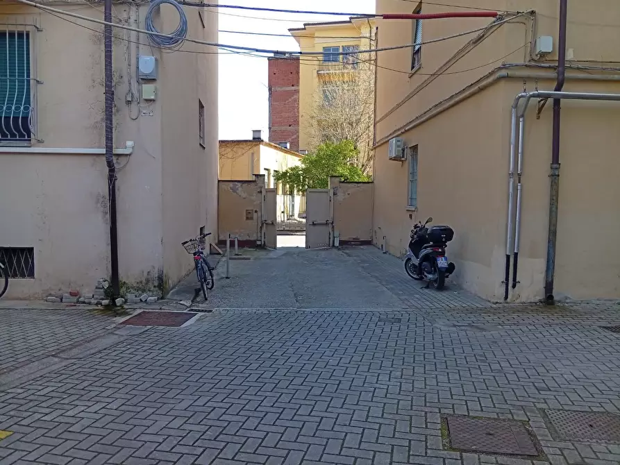 Immagine 8 di Appartamento in vendita  a Pisa