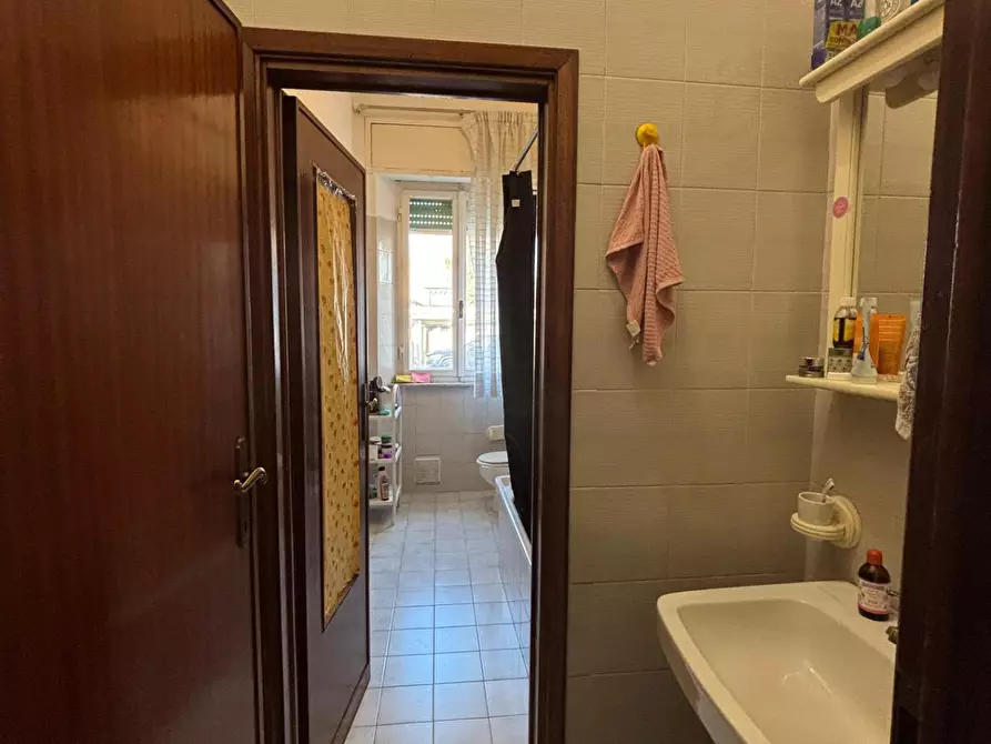 Immagine 21 di Appartamento in vendita  a Pisa