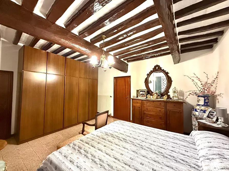 Immagine 22 di Appartamento in vendita  a Vicopisano