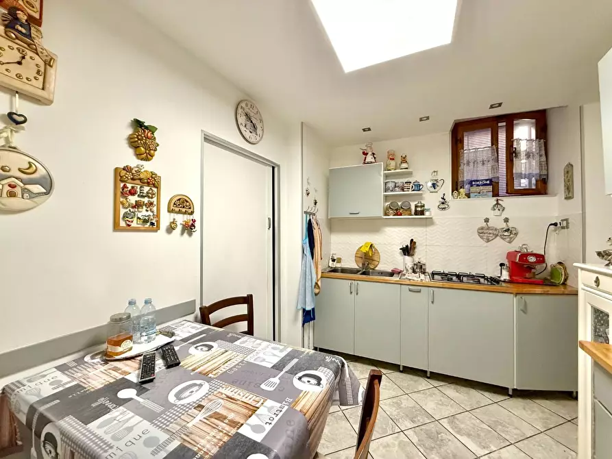 Immagine 7 di Appartamento in vendita  a Vicopisano