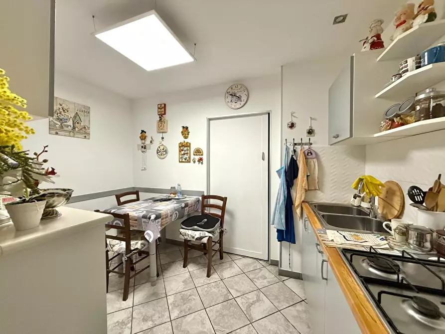 Immagine 8 di Appartamento in vendita  a Vicopisano