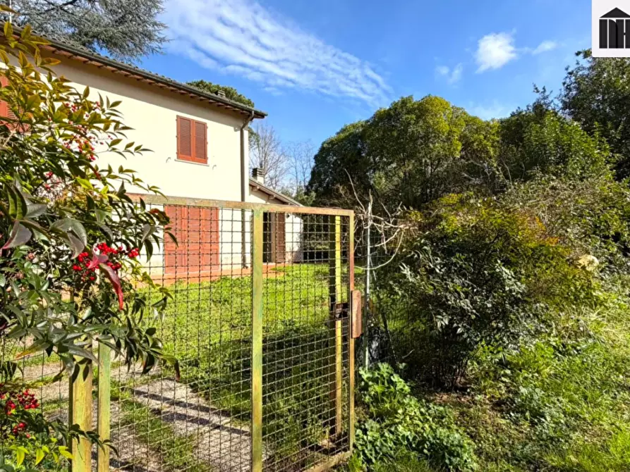 Immagine 4 di Casa indipendente in vendita  a Fucecchio