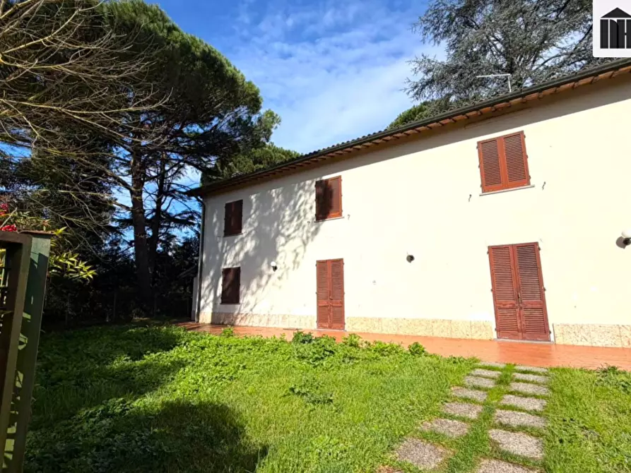 Immagine 3 di Casa indipendente in vendita  a Fucecchio