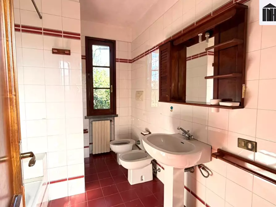 Immagine 25 di Casa indipendente in vendita  a Fucecchio