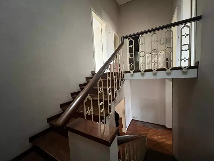 Immagine 19 di Villa in vendita  a Empoli