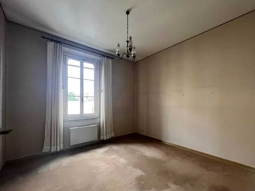 Immagine 12 di Villa in vendita  a Empoli