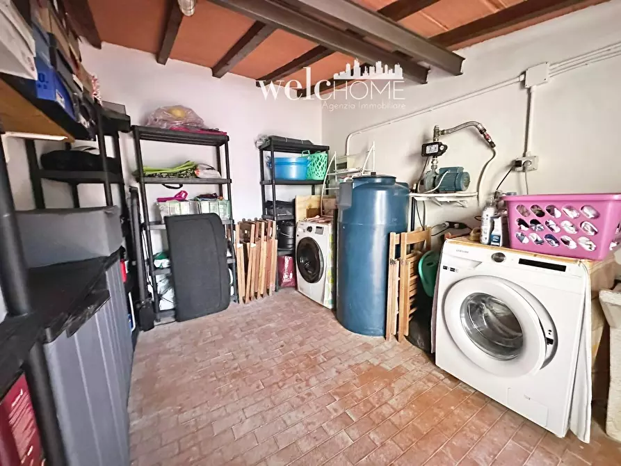 Immagine 29 di Terratetto in vendita  a Campi Bisenzio