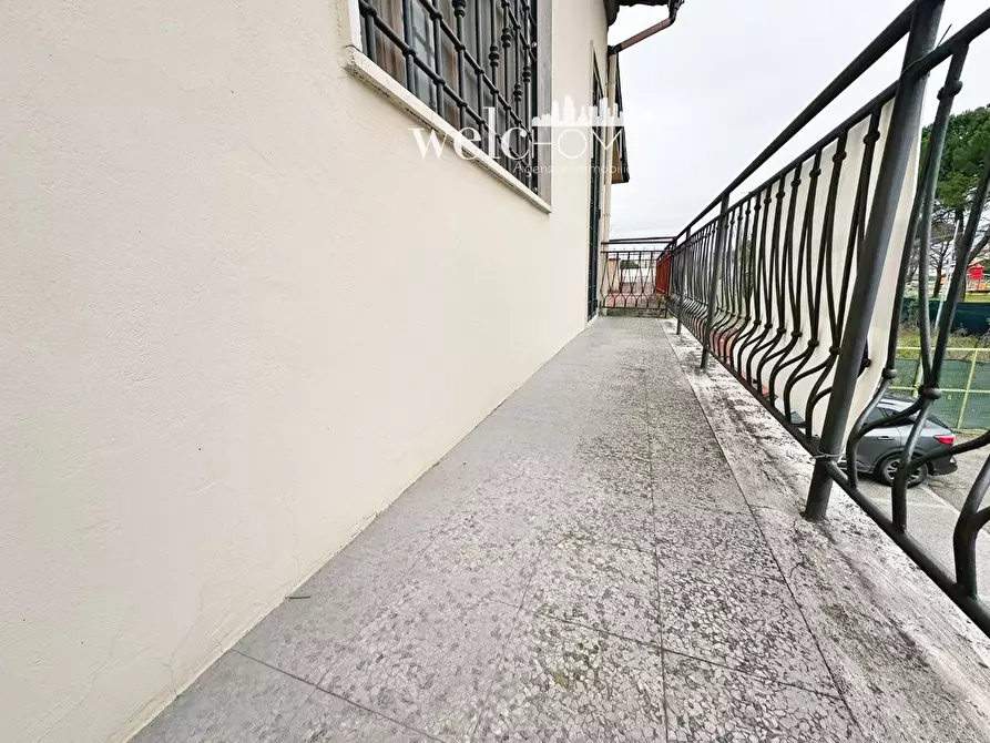 Immagine 23 di Terratetto in vendita  a Campi Bisenzio