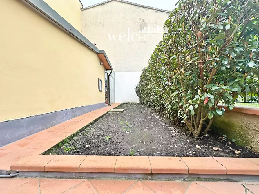 Immagine 26 di Terratetto in vendita  a Campi Bisenzio