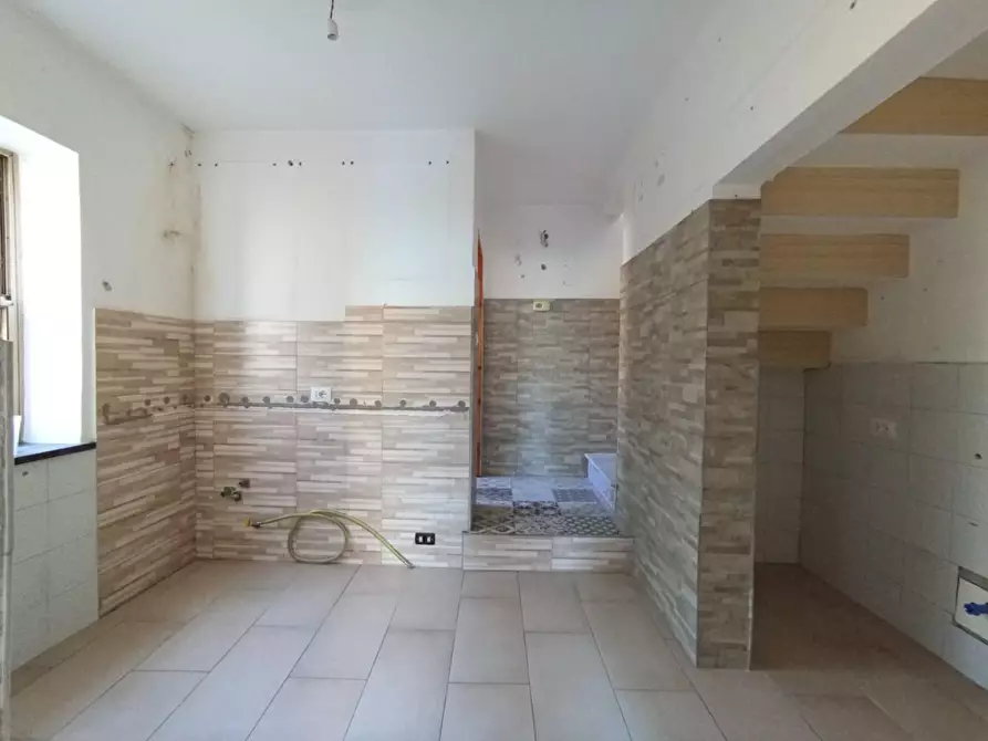 Immagine 17 di Terratetto in vendita  a Cascina