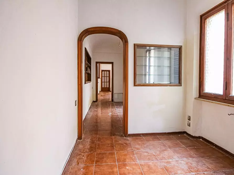 Immagine 19 di Appartamento in vendita  a Pisa