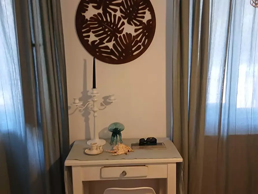 Immagine 7 di Appartamento in vendita  a Livorno