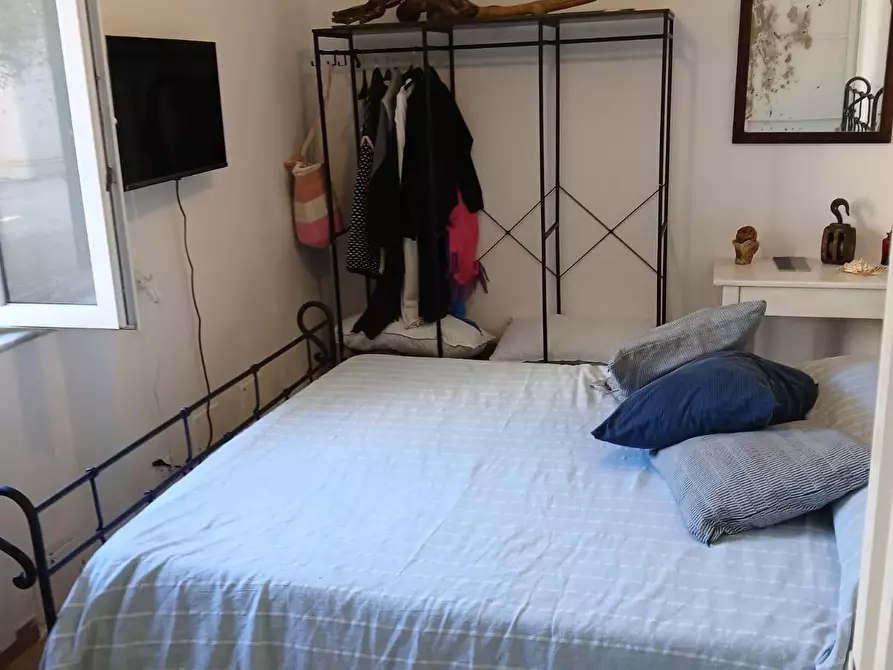 Immagine 11 di Appartamento in vendita  a Livorno