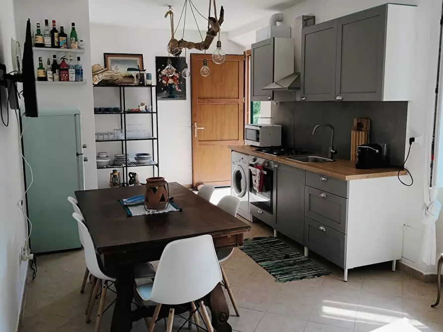 Immagine 1 di Appartamento in vendita  a Livorno