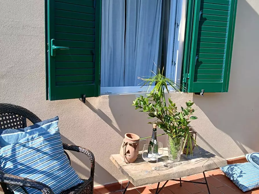 Immagine 21 di Appartamento in vendita  a Livorno