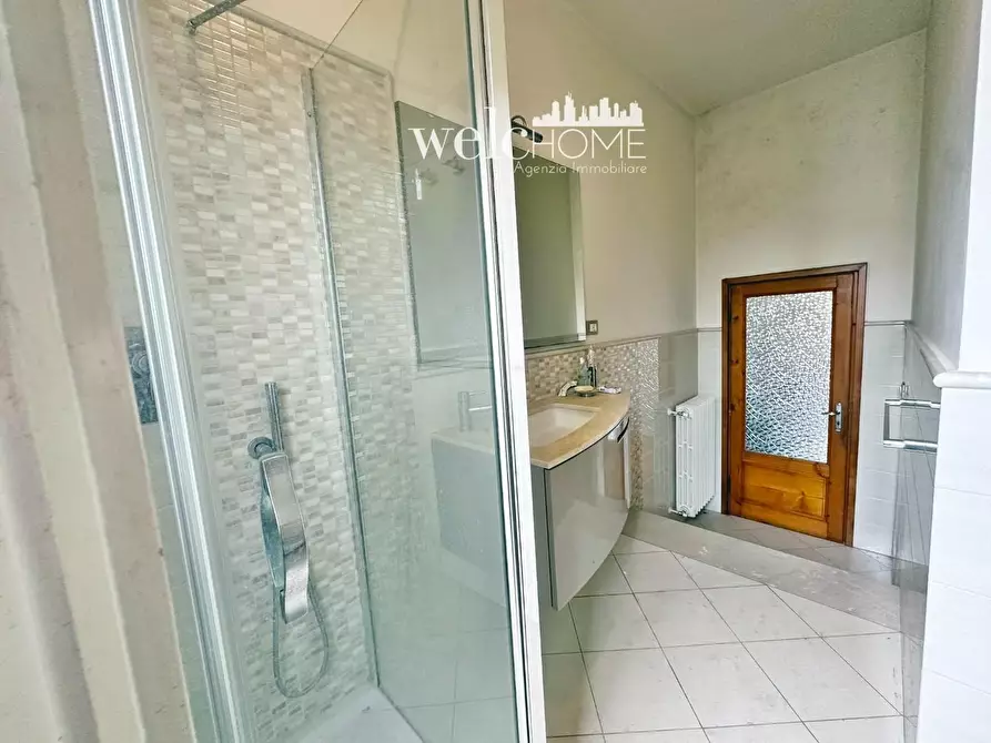 Immagine 21 di Terratetto in vendita  a Campi Bisenzio