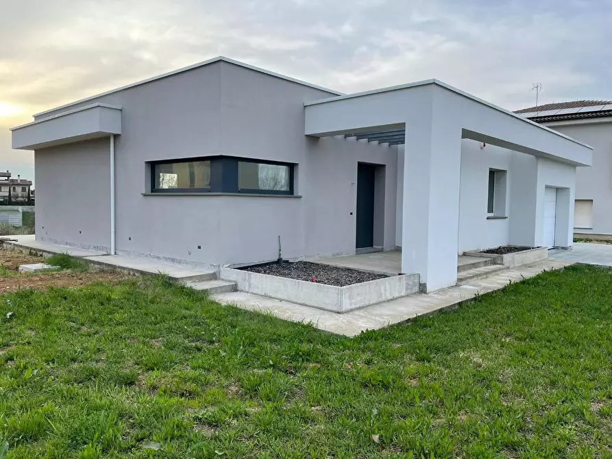 Immagine 16 di Villa in vendita  a Montopoli In Val D'arno