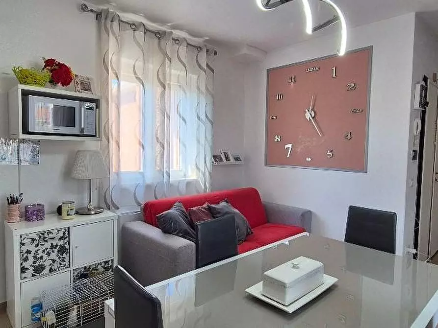 Immagine 12 di Mansarda in vendita  a Cascina