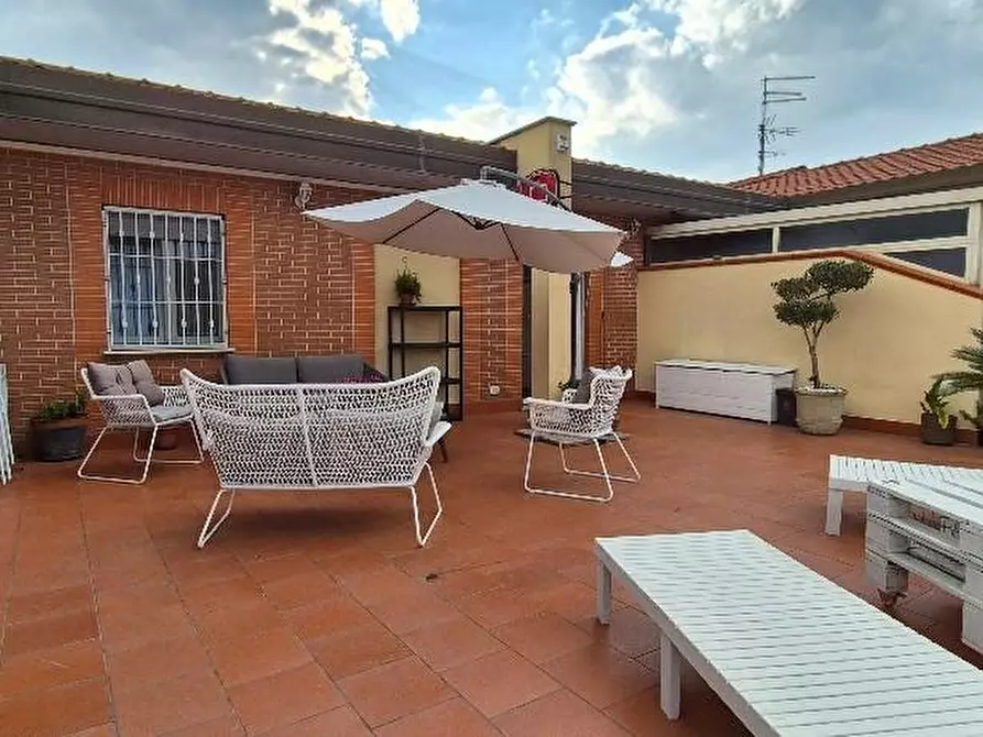 Immagine 40 di Mansarda in vendita  a Cascina