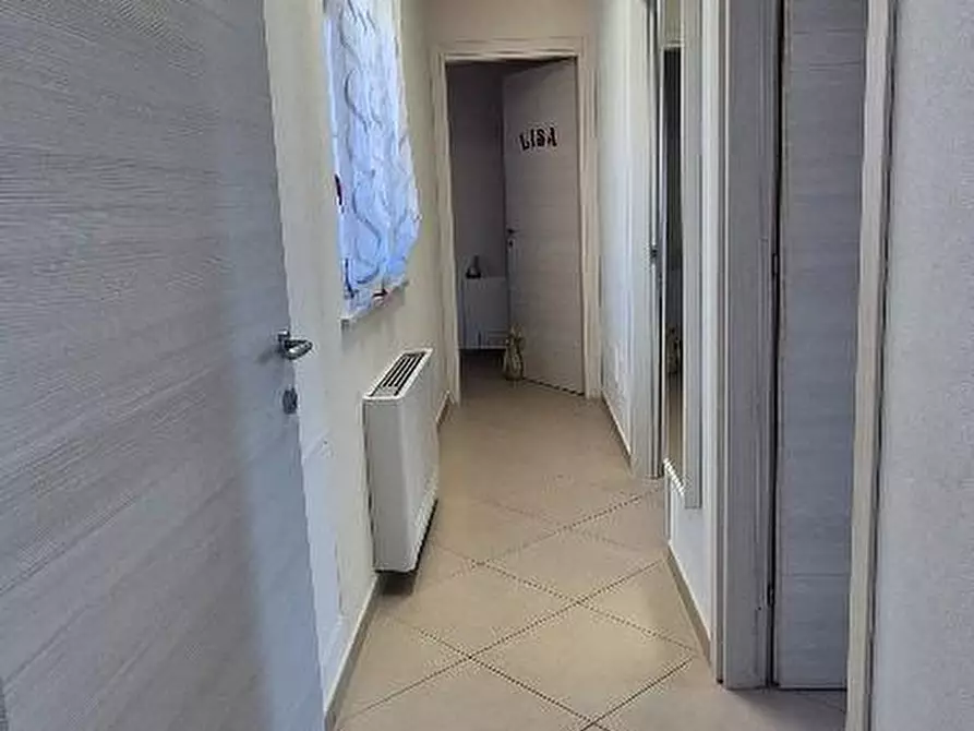 Immagine 16 di Mansarda in vendita  a Cascina