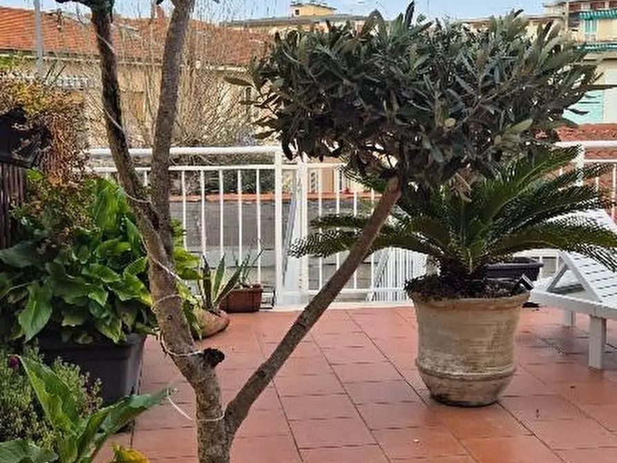 Immagine 35 di Mansarda in vendita  a Cascina