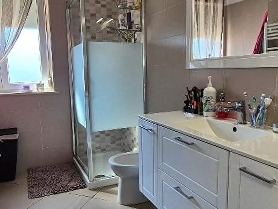 Immagine 24 di Mansarda in vendita  a Cascina