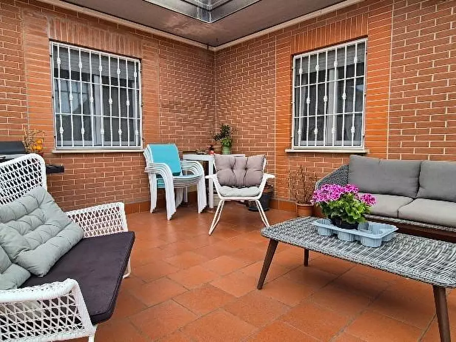 Immagine 33 di Mansarda in vendita  a Cascina