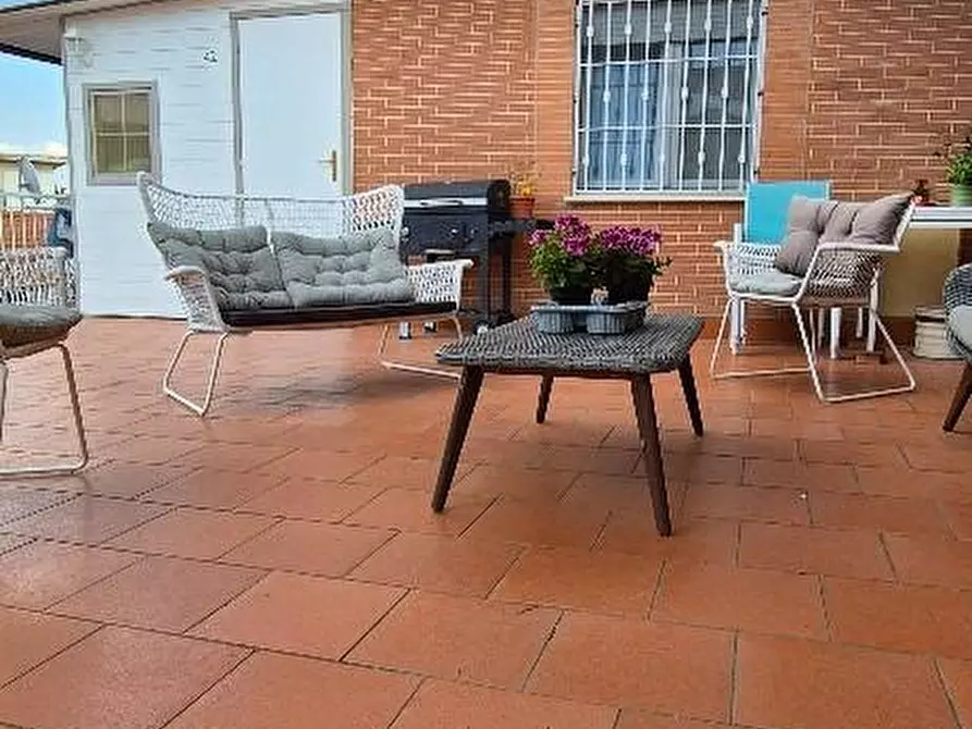 Immagine 37 di Mansarda in vendita  a Cascina