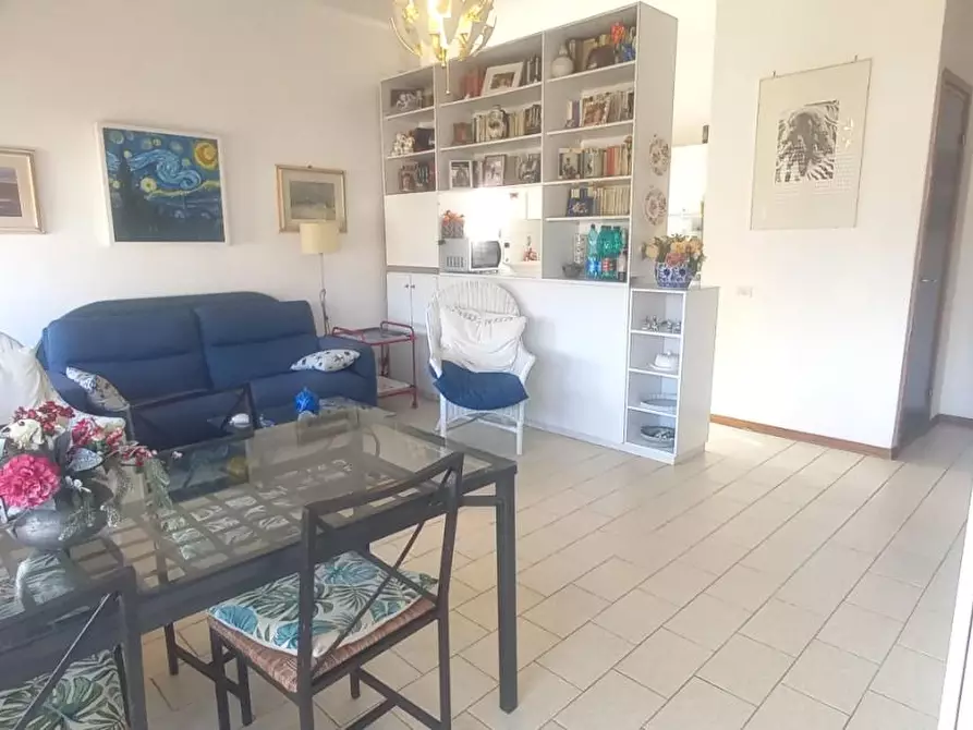 Immagine 4 di Appartamento in affitto  a Camaiore