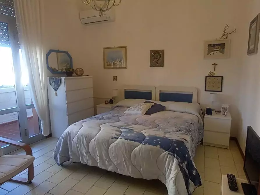 Immagine 11 di Appartamento in affitto  a Camaiore