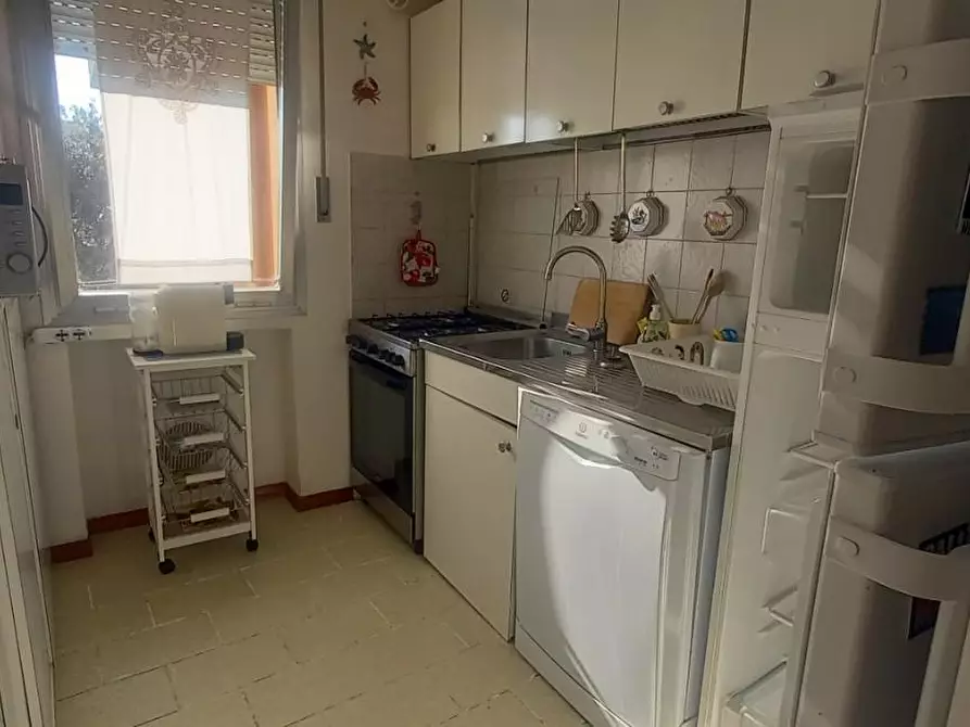 Immagine 8 di Appartamento in affitto  a Camaiore