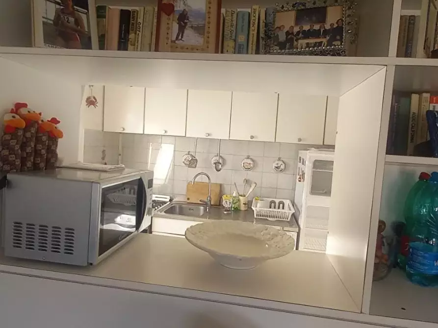 Immagine 2 di Appartamento in affitto  a Camaiore