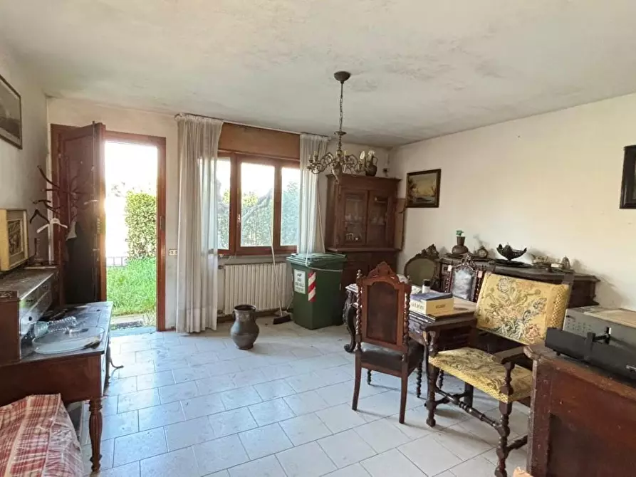 Immagine 16 di Casa bifamiliare in vendita  a Capannori