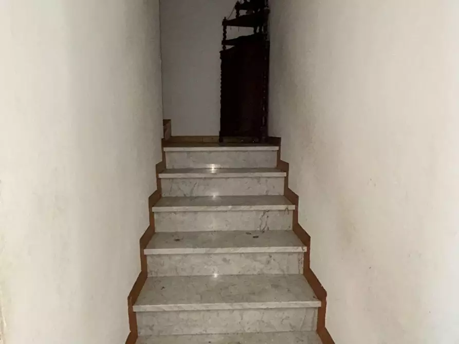 Immagine 2 di Casa bifamiliare in vendita  a Capannori