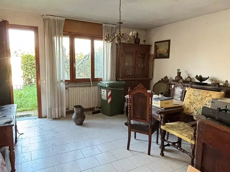 Immagine 17 di Casa bifamiliare in vendita  a Capannori