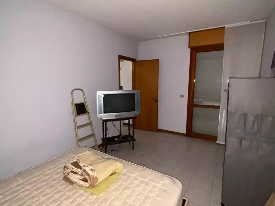 Immagine 4 di Casa bifamiliare in vendita  a Capannori