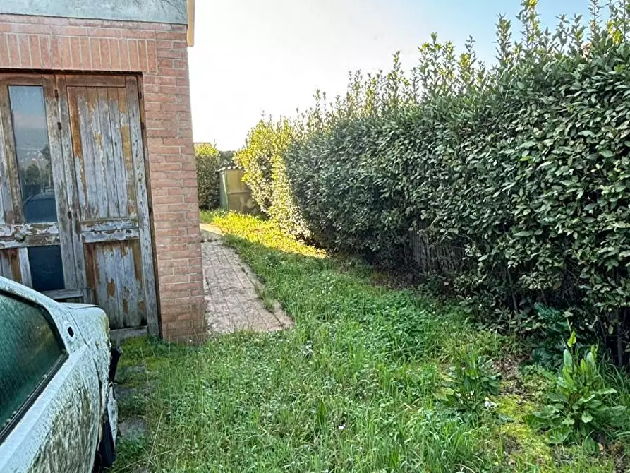 Immagine 22 di Casa bifamiliare in vendita  a Capannori