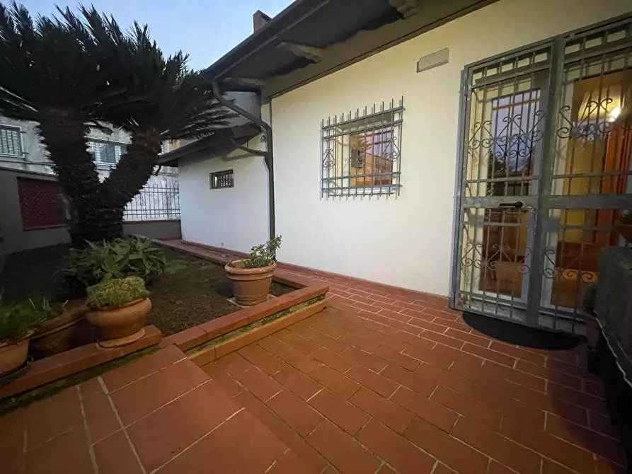 Immagine 26 di Casa semindipendente in vendita  a Carrara