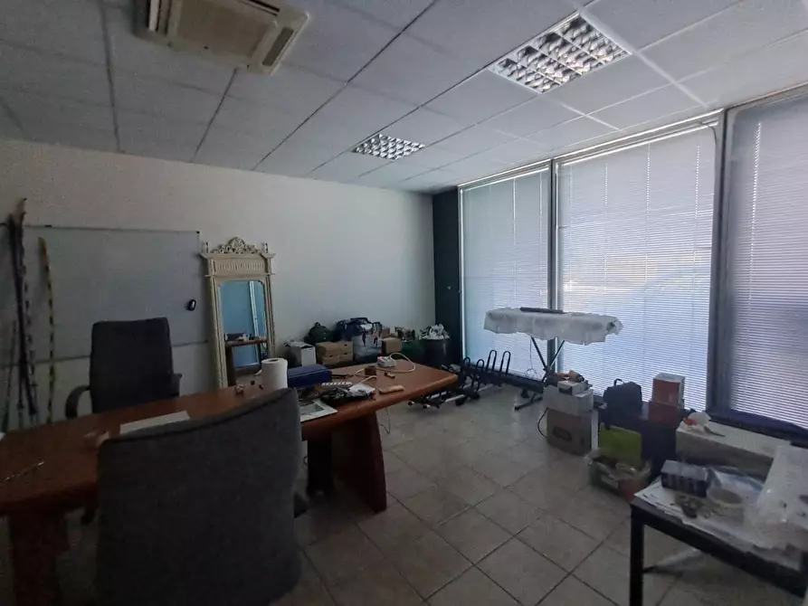 Immagine 14 di Attività artigianale in affitto  a Ponsacco