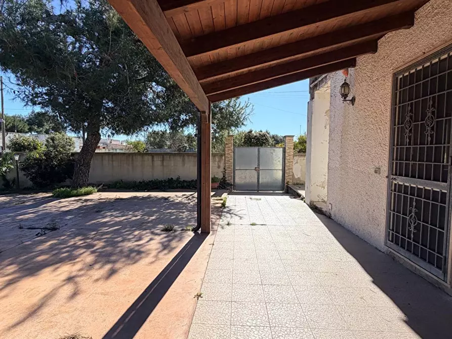 Immagine 6 di Appartamento in vendita  a Lecce