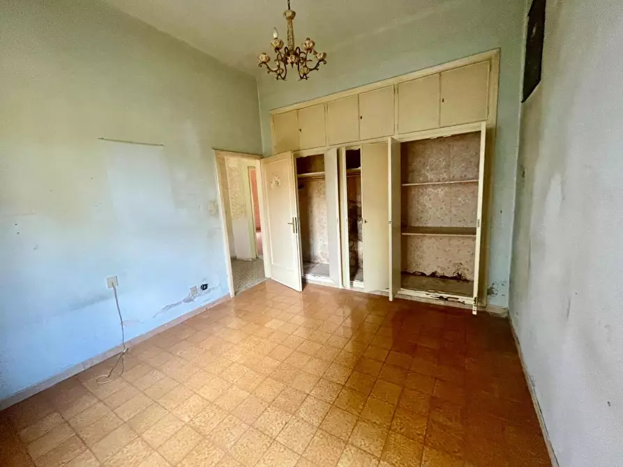 Immagine 9 di Villa in vendita  a Lucca